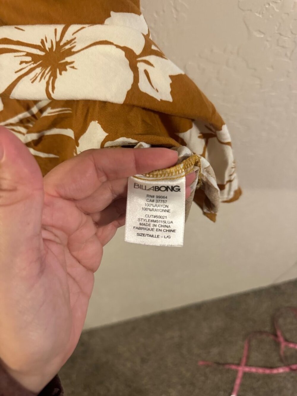 Billabong Brown & White Floral Hawaiian Short Sleeved Button Up Shirt - Picture 10 of 10